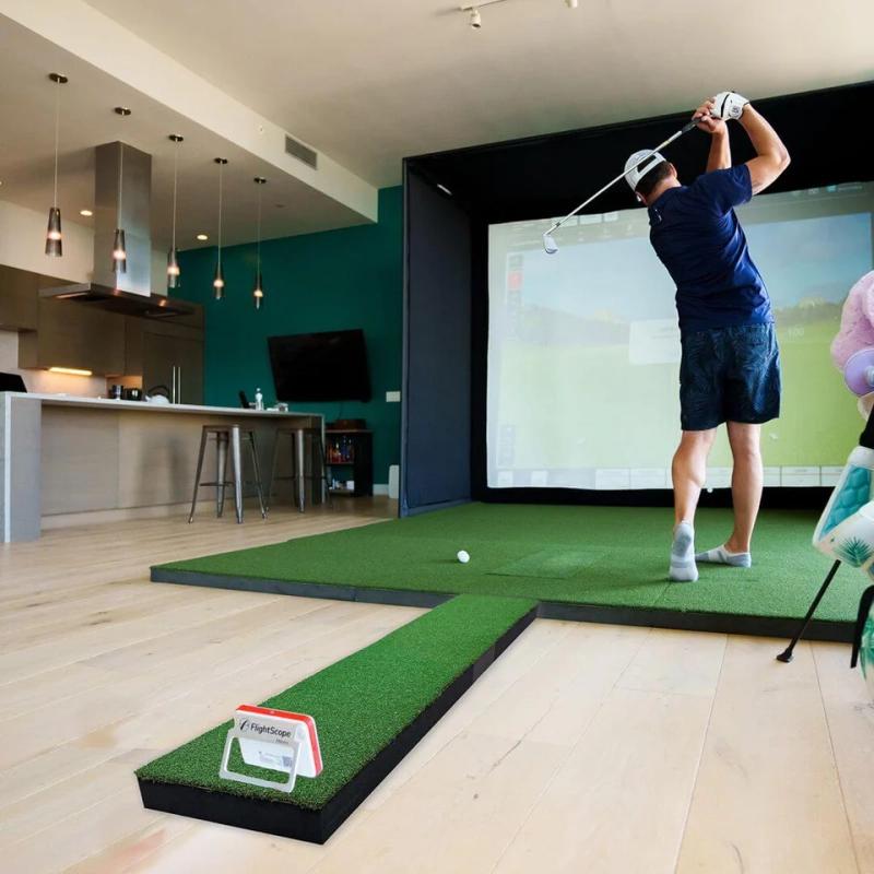 How Indoor Golf Improves Swing Consistency and Shot Data