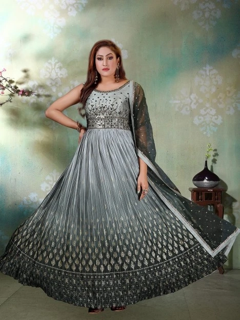 4 Styles Of Punjabi Salwar Kameez That Redefine Elegance