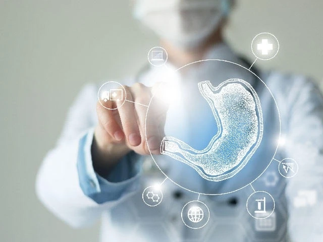 Get the Best Stomach Cancer Treatment in Delhi: Signs, Screening, and When to See a Surgeon