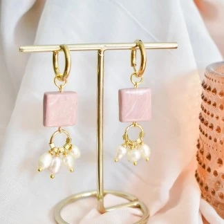 Dangling earrings for women