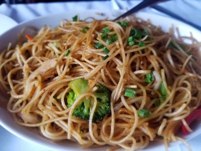 7 Best Thai Foods & Dishes You Must Try Once In Your Life