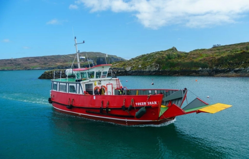 What Should You Expect on the Ferry to Sherkin Island from Baltimore?