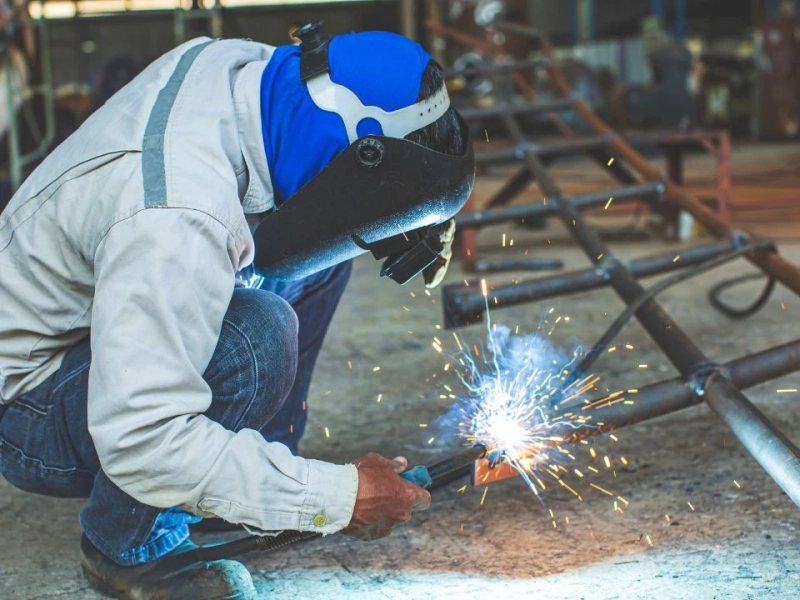 How Lasers Speed Up Metal Cuts Without High Costs?