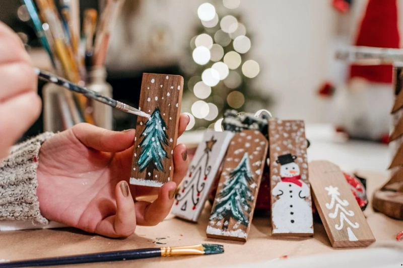 Top Brands for Magical Christmas Decorations in 2024