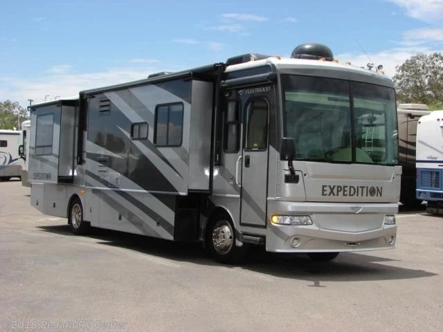 Mobile Dental Unit for Rent & Hydraulic Lifts: Complete Guide by Mobile Conversions International