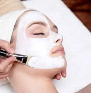 The Ultimate Guide to Achieving Healthy and Glowing Skin: Cleansing, Exfoliating, Moisturizing, and More