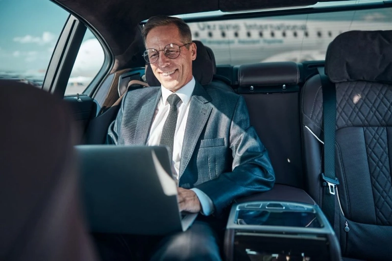 Heathrow Airport Chauffeur Services - Luxury Airport Transfers