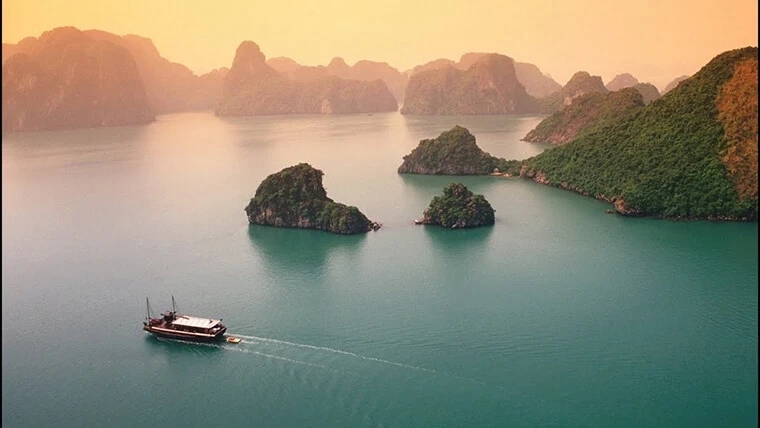Top the best Vietnam holiday destinations