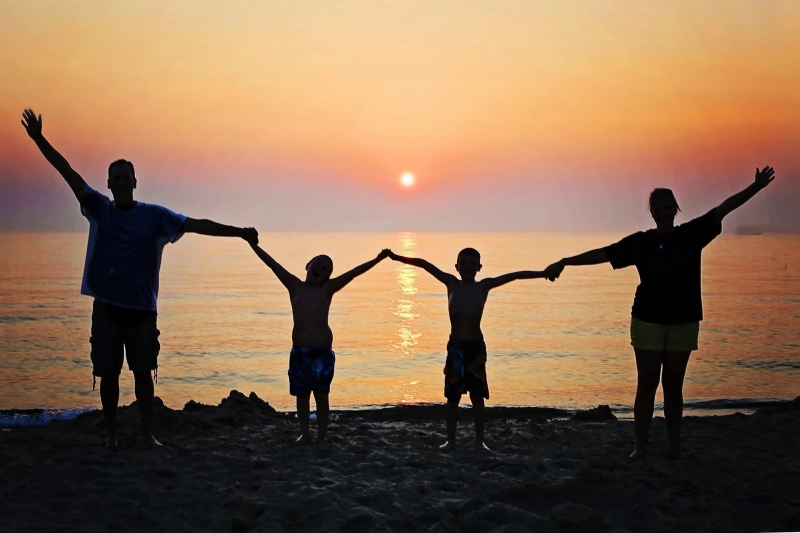 8 Enchanted Moments of Family Bond.