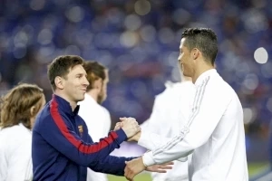 Messi e Ronaldo tentam deslanchar após início modesto na Champions