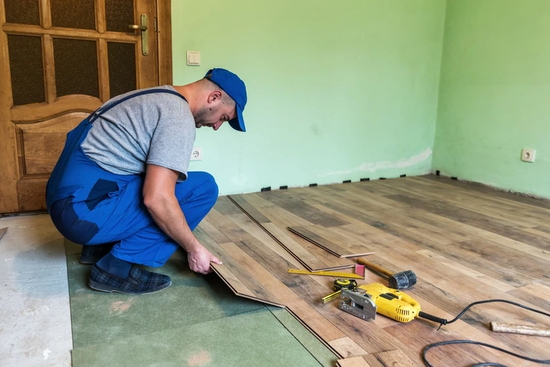 Why Should You Work With A Hardwood Flooring Contractor?