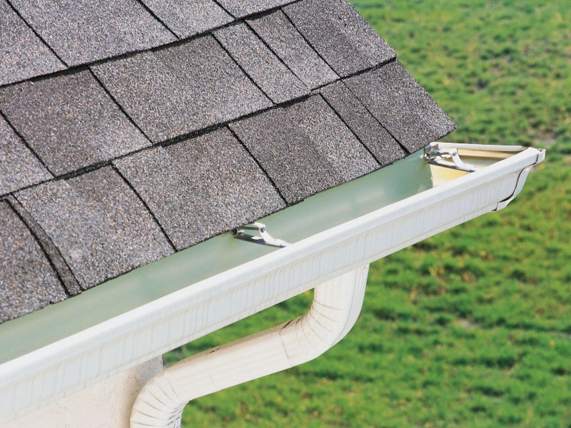 Best Seamless Gutters Iowa City, IA for Long-Lasting Home Protection