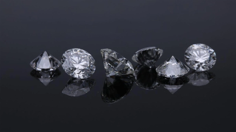 Decoding the Allure of Ethical Diamonds: A Glimpse into Man-Made Brilliance