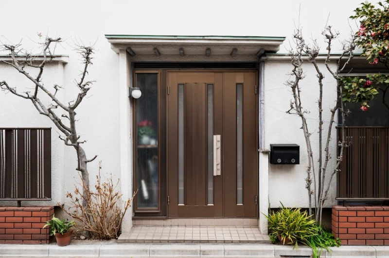 Iron Front Doors as a Defining Element of Luxury Home Design