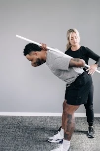 Benefits of choosing the best female chiropractic adjustment