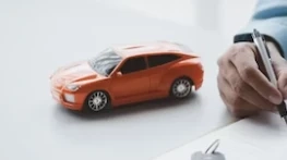 Auto-renewing car insurance policies: pros and cons