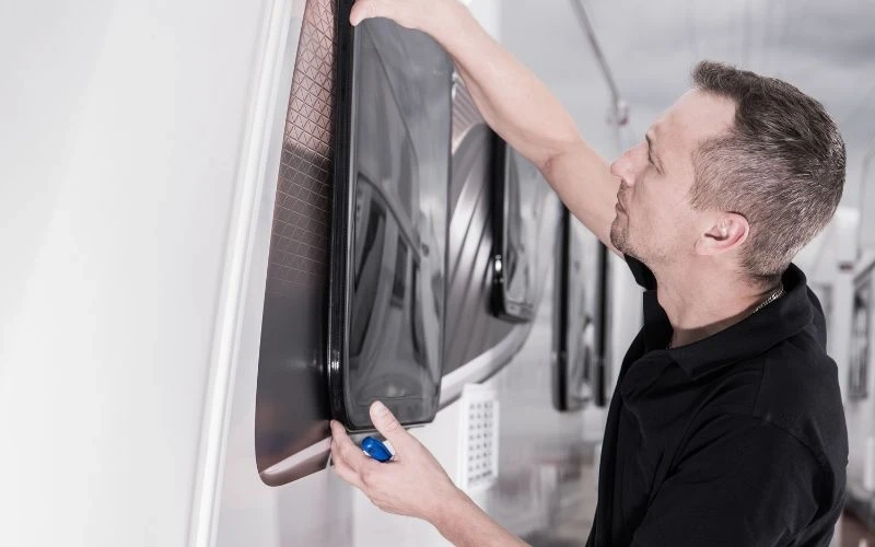 What Interior Upgrades Add Comfort Without Affecting Caravan Weight?