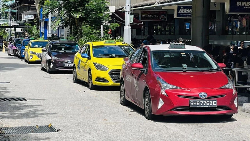 VIP Airport Transfers: First-Class Taxi Service to Heathrow