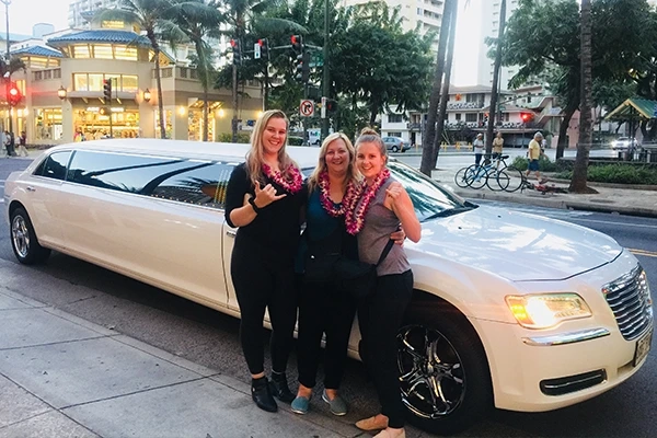 Book Luxury Car Services In Honolulu