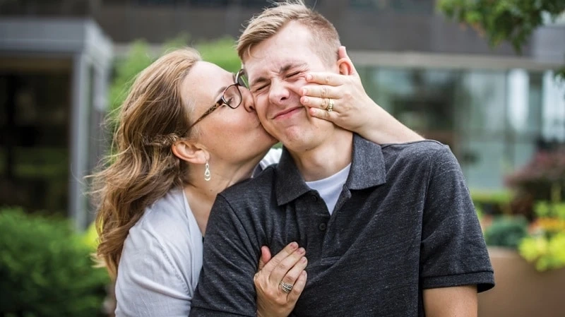 Difference between Compassionate and Passionate Love