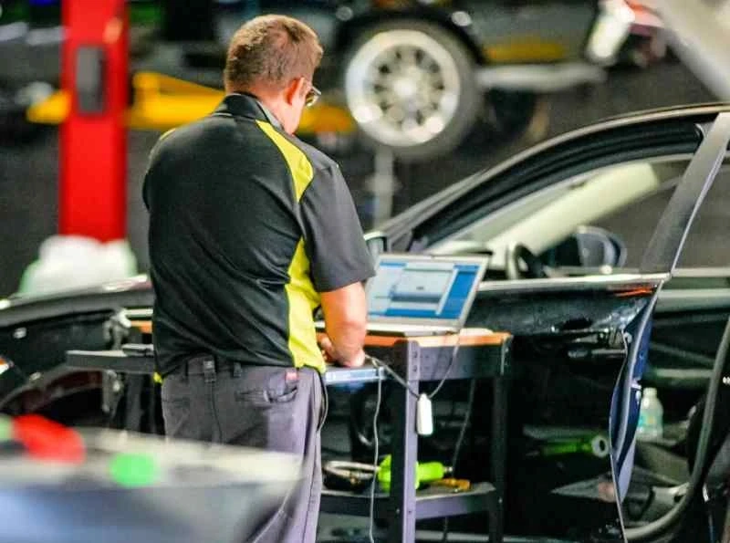 How to Know When Your Car Needs a Transmission Check at an Auto Repair Shop