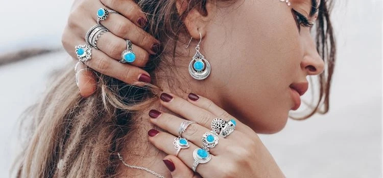 Silver gemstone Jewelry for a Stylish Touch