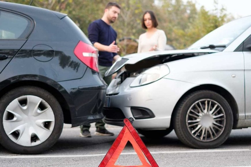 The Road to Compensation: How Auto Accident Attorneys Maximize Your Claims