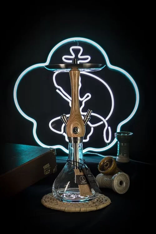 Convenience and Quality: Buying Weed and Bongs Online