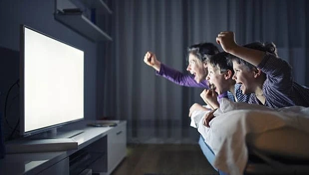 8 Benefits Of Watching A TV Series With Your Family