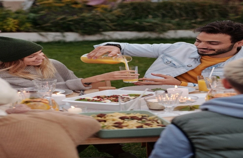 7 great reasons everyone must experience their school reunions