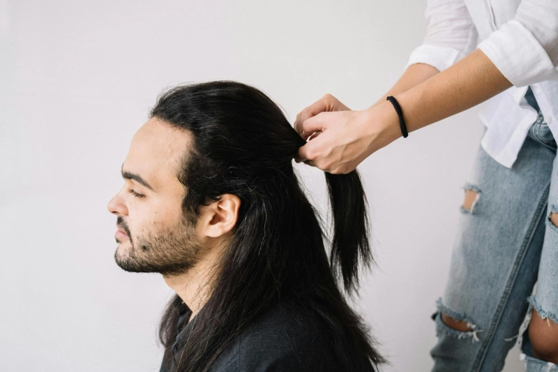 How to Maintain Medium Long Hair for Men Without Overstyling It Daily