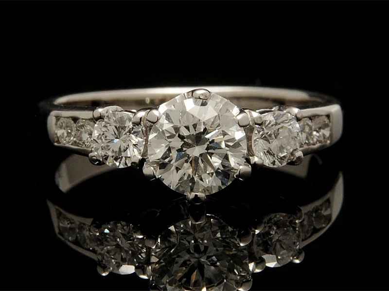 Selling Your Diamond Ring in Melbourne: Tips and Tricks