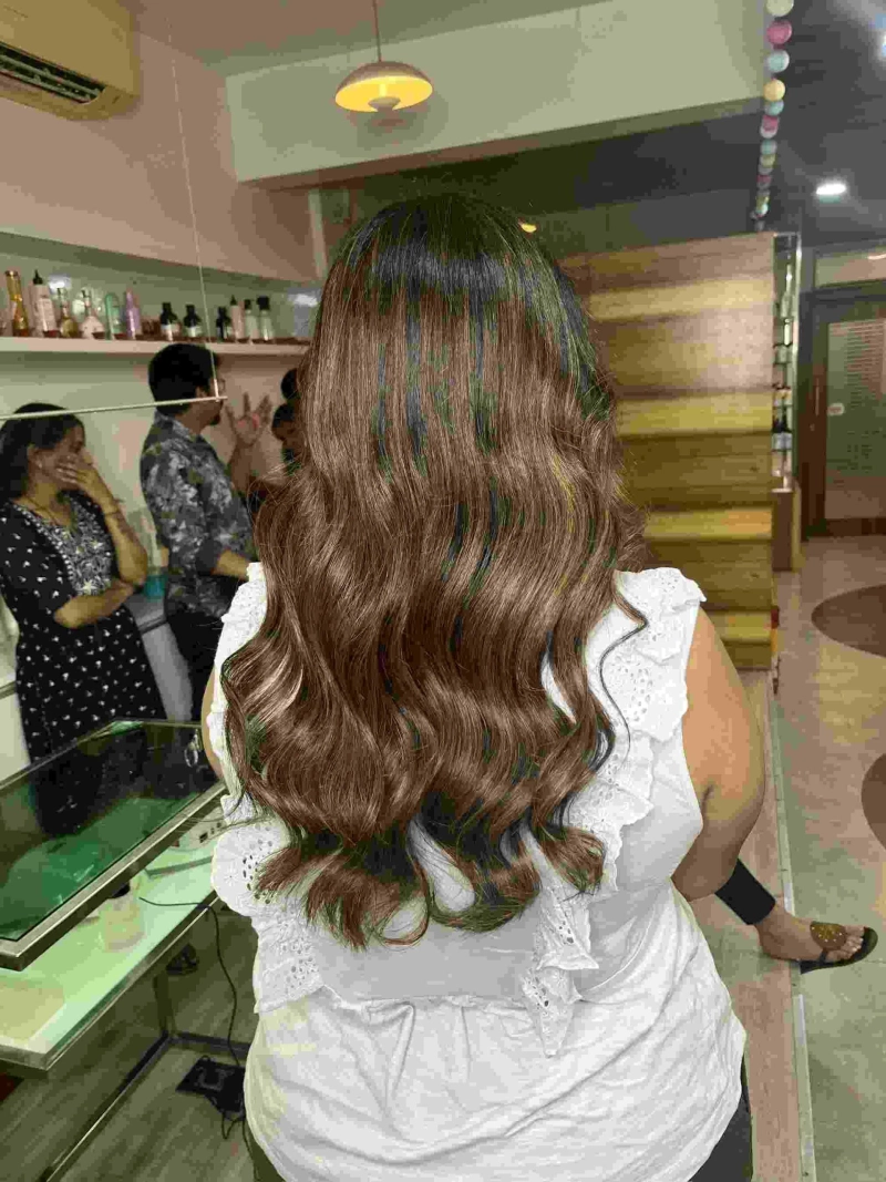 Ladies salons in Kolhapur