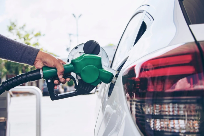 Fuel Delivery and Fleet Fueling Services: Keeping Your Fleet on the Move