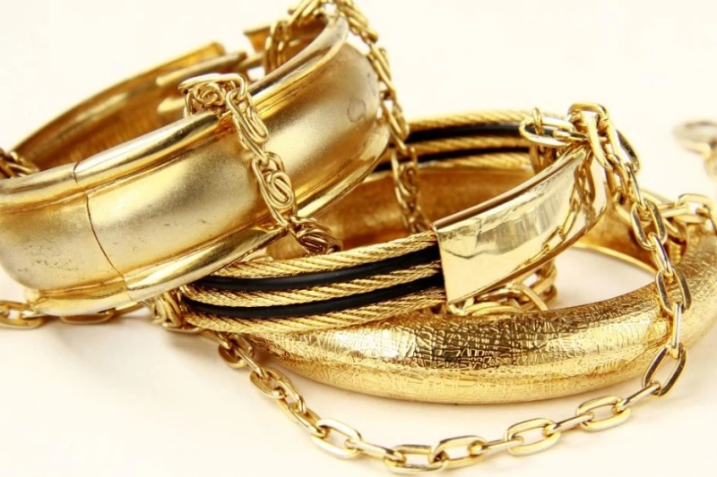 How to Get the Best Value When Selling Gold and Jewelry