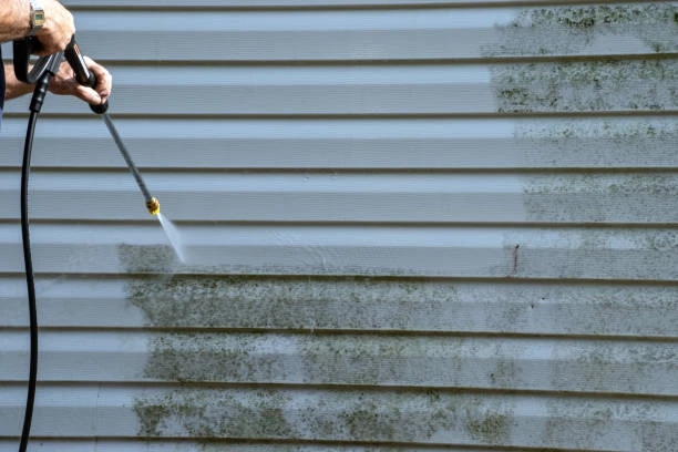 How to Power Wash a Home with Well Water: Power Washing Services