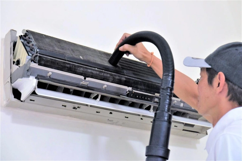 How to Enjoy Air Conditioning Repair Singapore While Staying Green