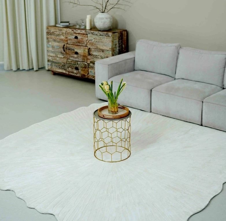 Who Is The Largest Manufacturer Of Carpet?