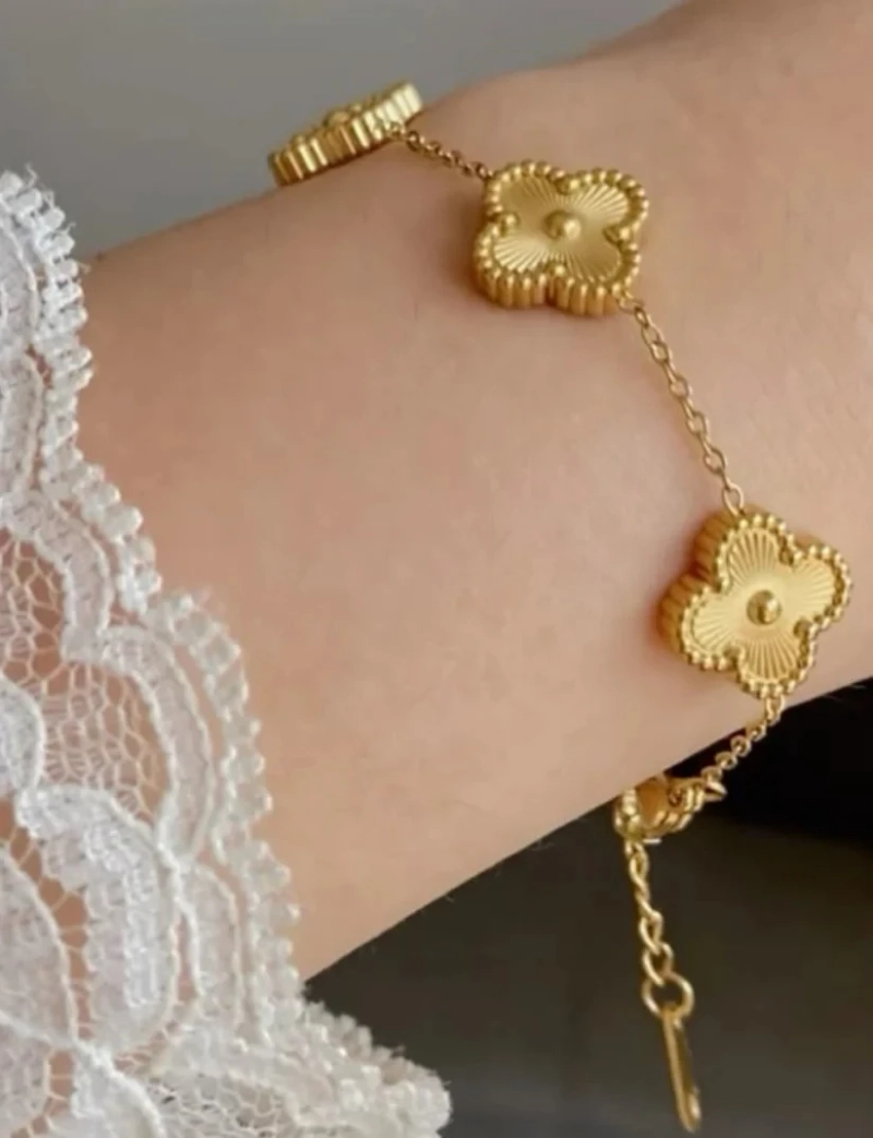 Gold Plated Bracelets: A Timeless Expression of Elegance and Everyday Luxury