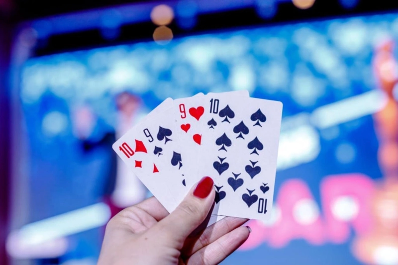 Benefits to Your Life from Playing Online Poker On Playon99