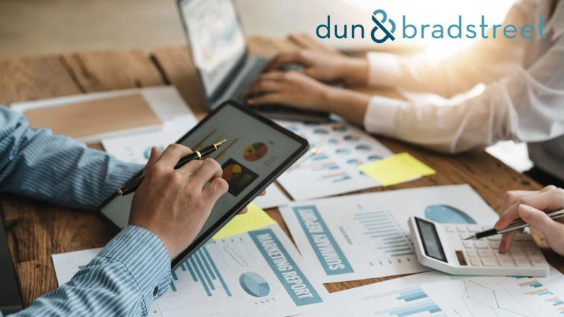 What Your Business Credit Rating Reveals to Lenders and Investors